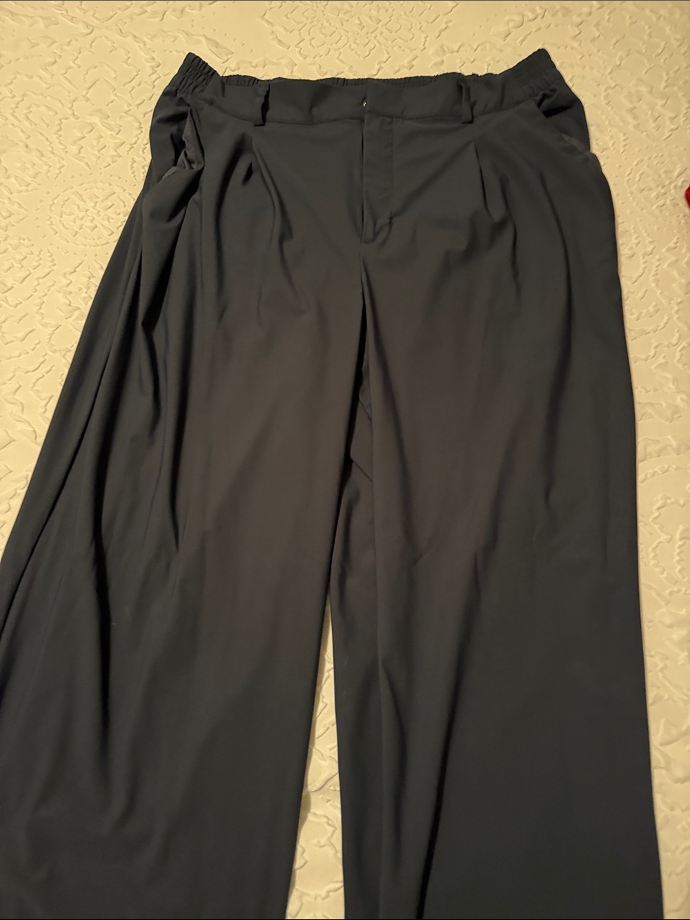 Old Navy Black Wide-Leg Trousers with Pleats